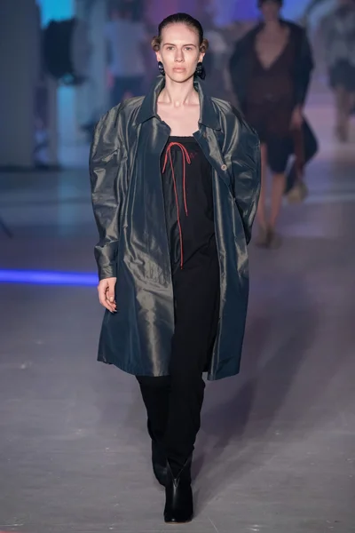 Look 22